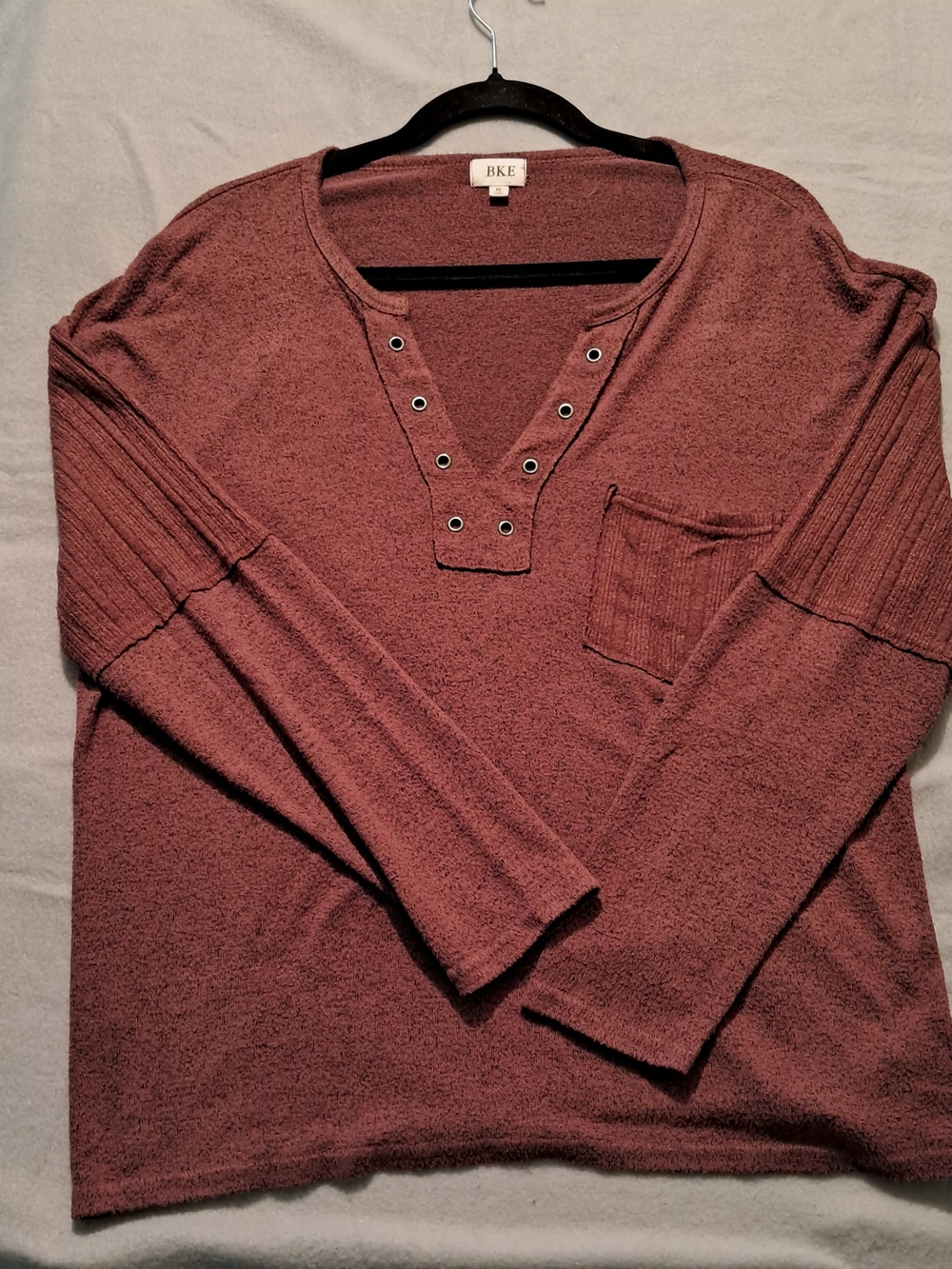 BKE Women's Dusty Rose Long Sleeve Henley Top